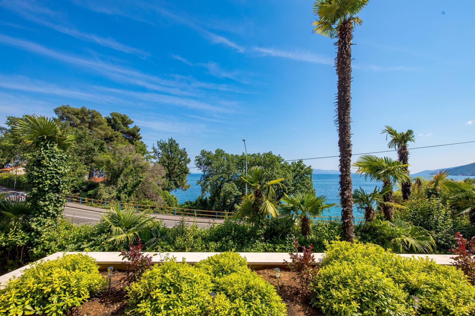 Dream By The Sea Lägenhet Opatija Exteriör bild